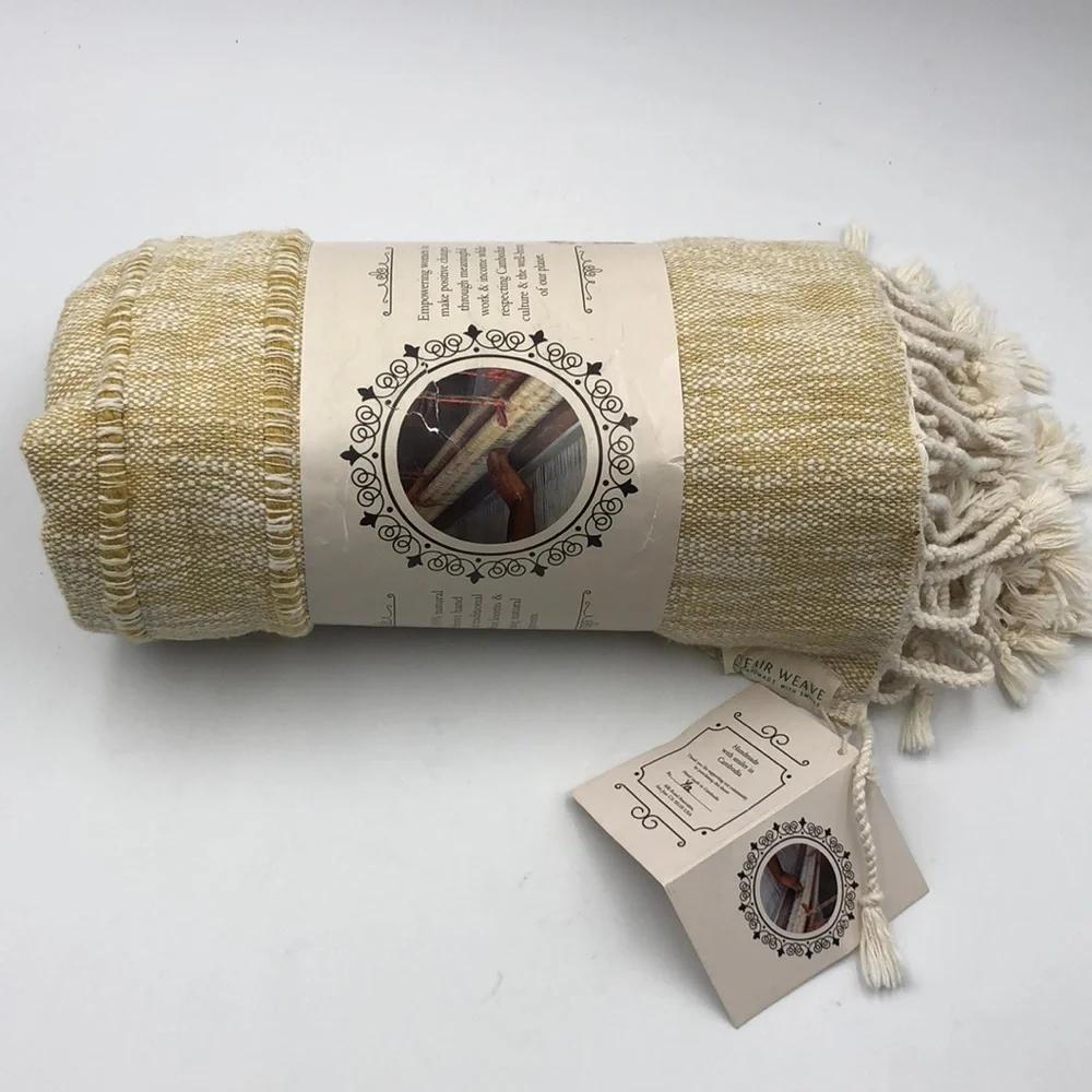 Fair Weave Handmade Decorative Throw Blanket